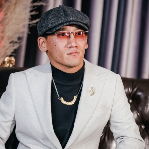 Песня Арман Саметов – Махаббат деген кунделик