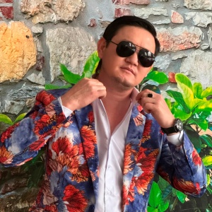 Песня Руслан Нургали – Над рекою растянулся туман (cover popurri)