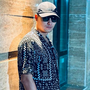 Песня Maulen Saidildin – Махаббат алеми