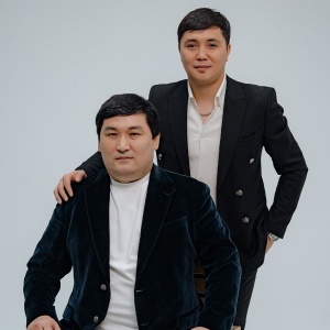 Песня Саят Абенов & Айбат Маратов – Торгайда туганыма мактанам