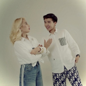 Песня Qenzhe Bala – Сары-Сары